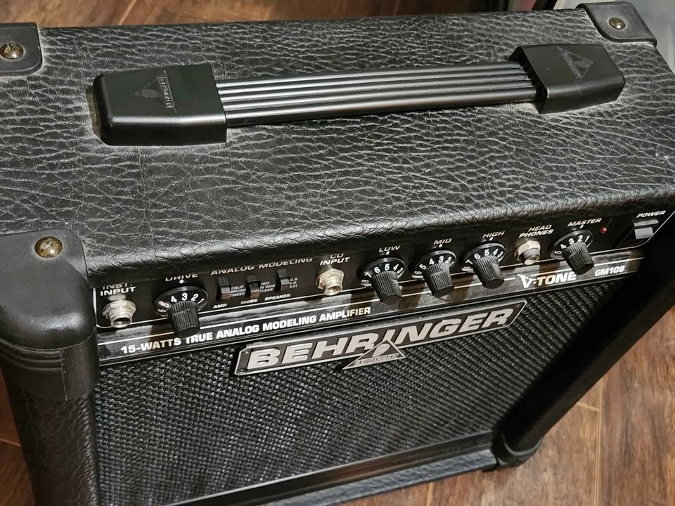 Behringer V-Tone GM108 15-watt Guitar Amp - photo 4
