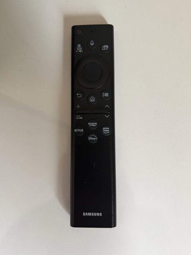 Samsung Smart UHD 4K QLED TV - 55” - photo 4