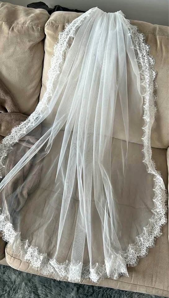 Lace edge Fingertip Veil soft white or ivory