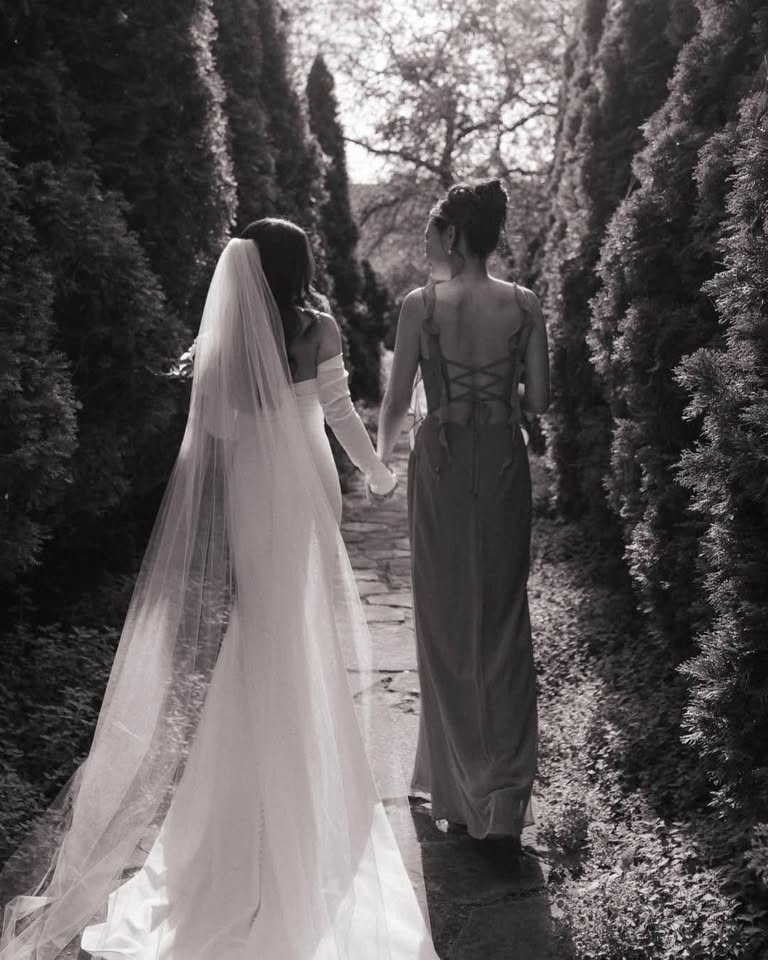 Cathedral Raw Edge Veil Soft White or Ivory - photo 2