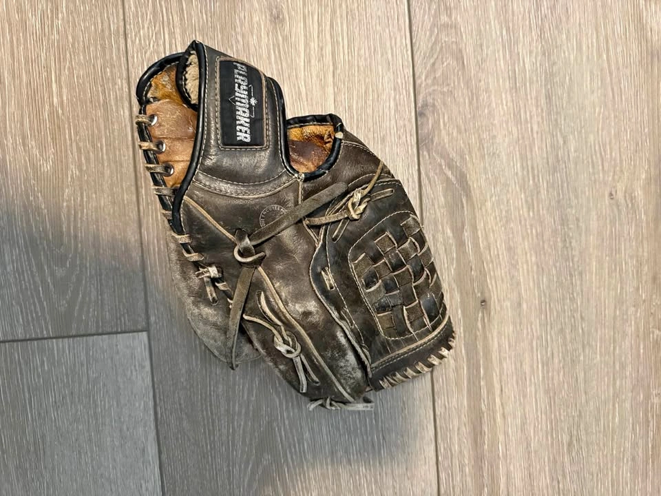 PLAYMAKER Baseball Glove