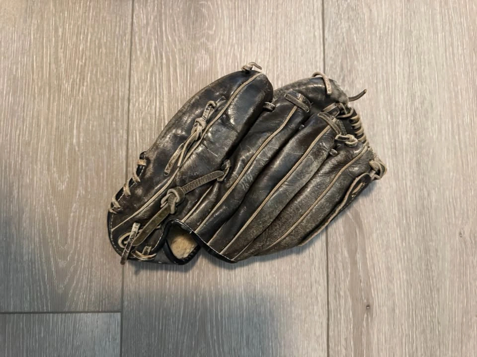 PLAYMAKER Baseball Glove - photo 3