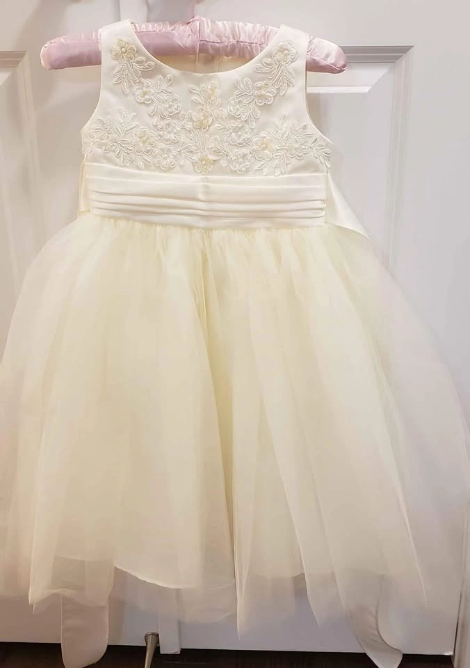 Flower girl dress