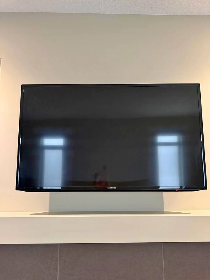 Samsung Series 6 - 6030 - 40 inch TV