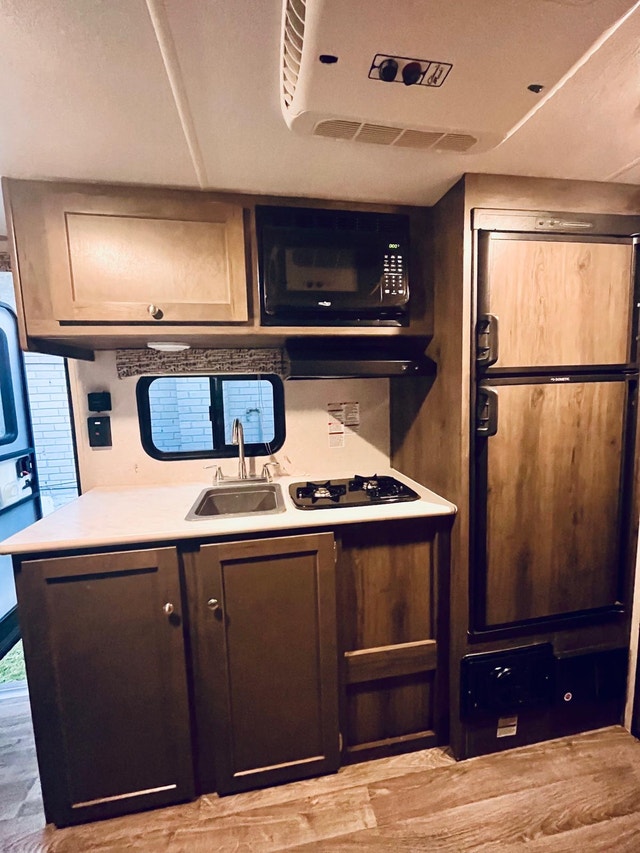 Forest River Viking 17BHS Travel Trailer - photo 3