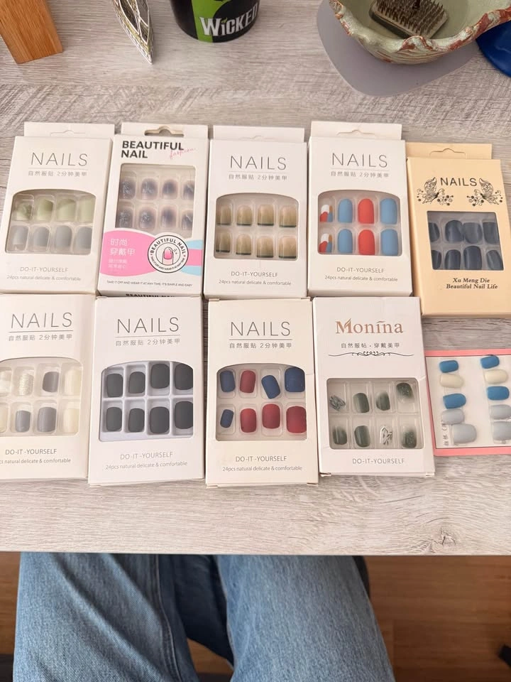 Press on nails - photo 2