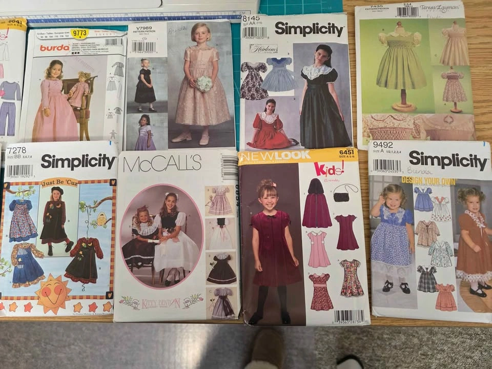 19 Uncut Children's Sewing Patterns - photo 2