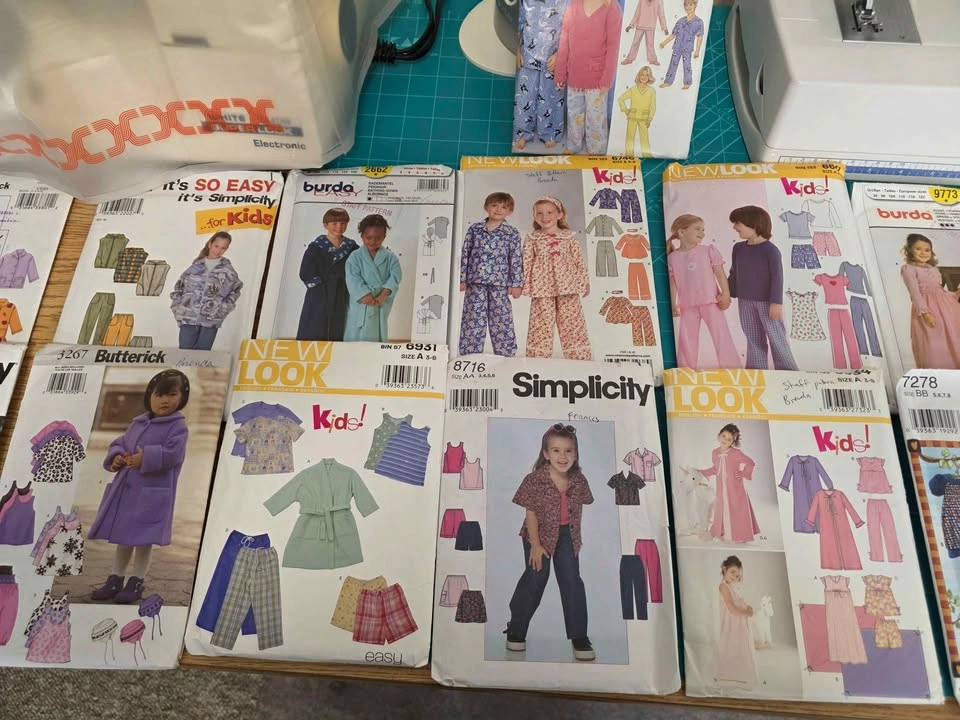 19 Uncut Children's Sewing Patterns - photo 3