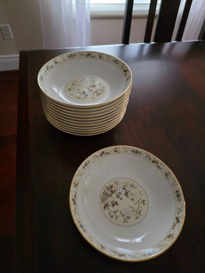 12 Royal Doulton Mandalay Soup/Salad Bowls - photo 3