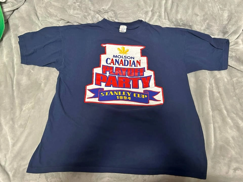 Vintage 1990s Molson Canadian Tshirt