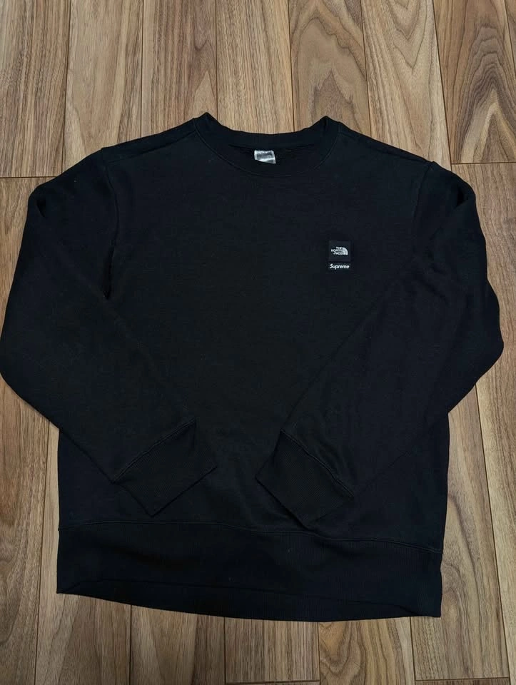 Supreme x The North Face Sweatshirt - photo 2