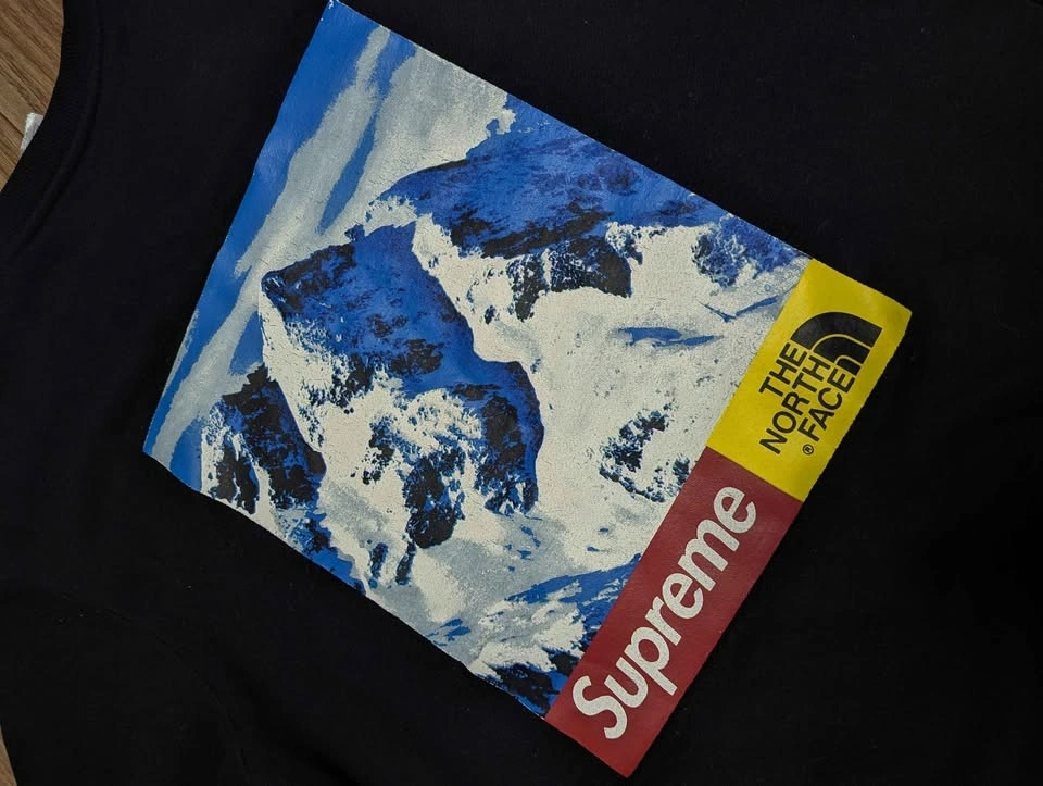 Supreme x The North Face Sweatshirt - photo 4