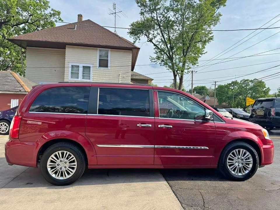 2015 Chrysler Town & Country Touring