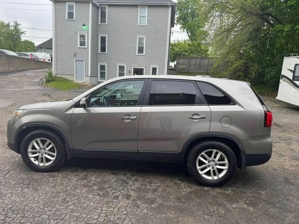 2014 Kia Sorento LX - photo 3