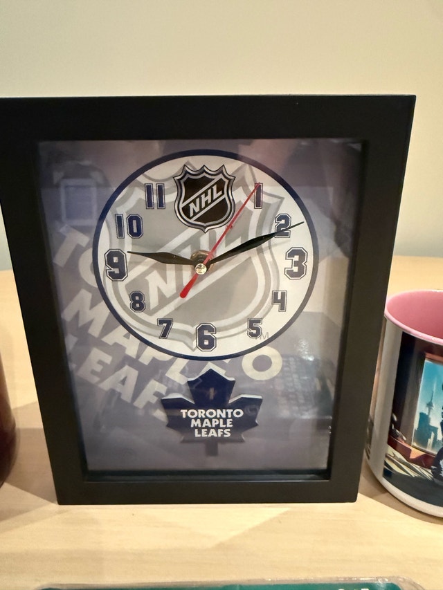 Toronto Maple Leafs NHL Fan Gear Collectibles Bundle - photo 3