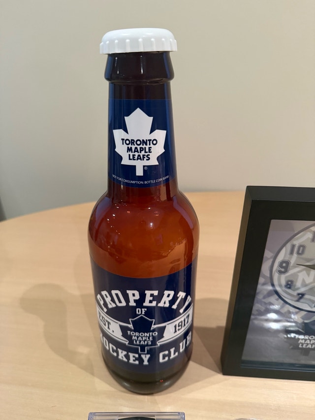 Toronto Maple Leafs NHL Fan Gear Collectibles Bundle - photo 4