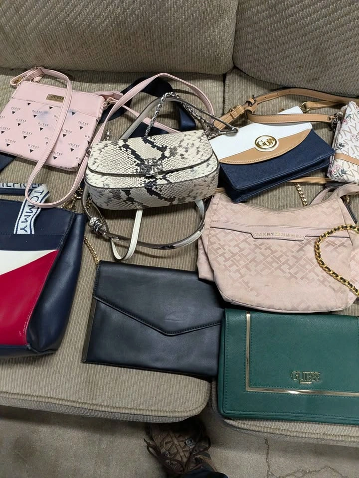 Women's Brand Name Purse Lot – Tommy Hilfiger / Guess / Tory Bur - photo 2