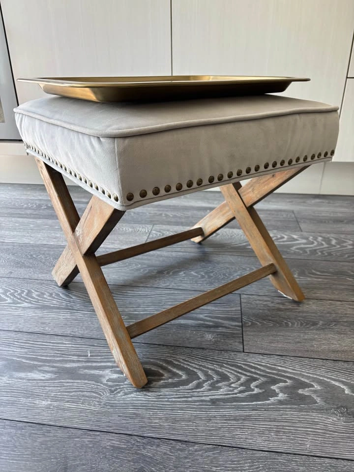Upholstered Ottoman - photo 5