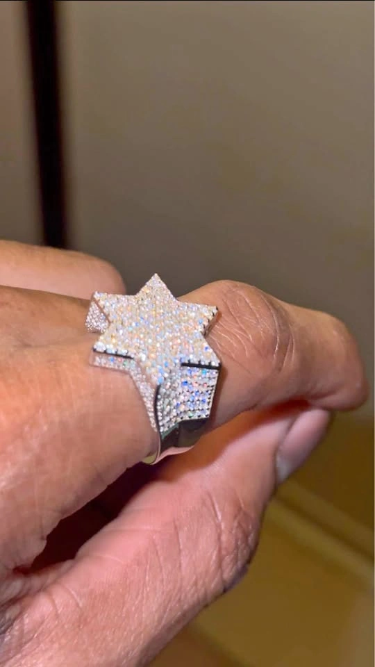 VVS1 Moissanite Star Ring Size 10 – S925 Silver