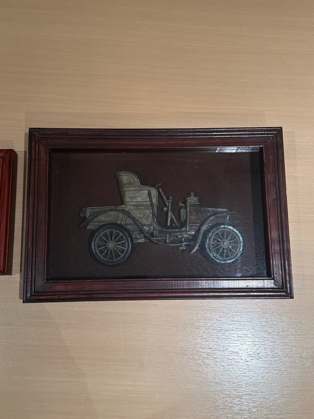 Set of 2 Framed Vintage Car Art Pieces - photo 3