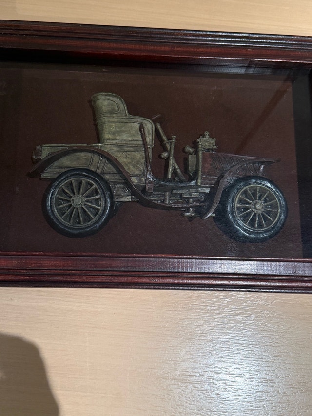 Set of 2 Framed Vintage Car Art Pieces - photo 4