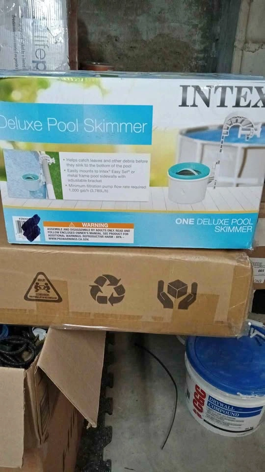 Deluxe Pool Skimmer