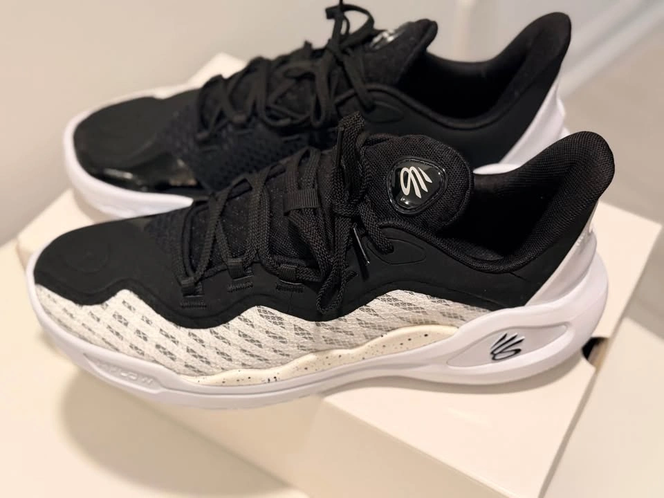 Under Armour Curry 11 Team Basketball Shoes - Men's 11 / Women's - photo 4