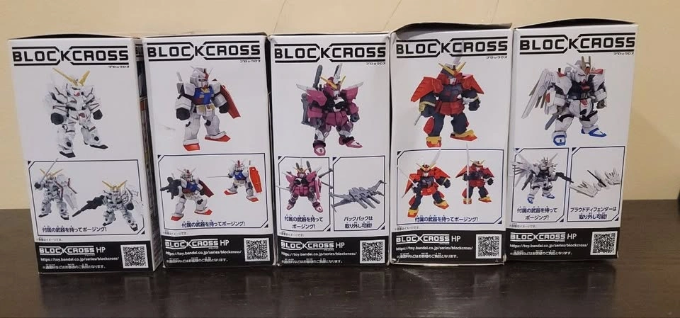 Bandai BlockLoss Gundam Models (Strike Freedom, Unicorn, etc.) - photo 3