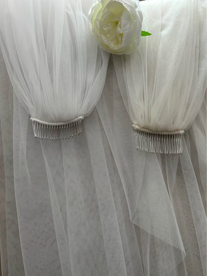 Raw edge Fingertip Veil Soft white & ivory - photo 3