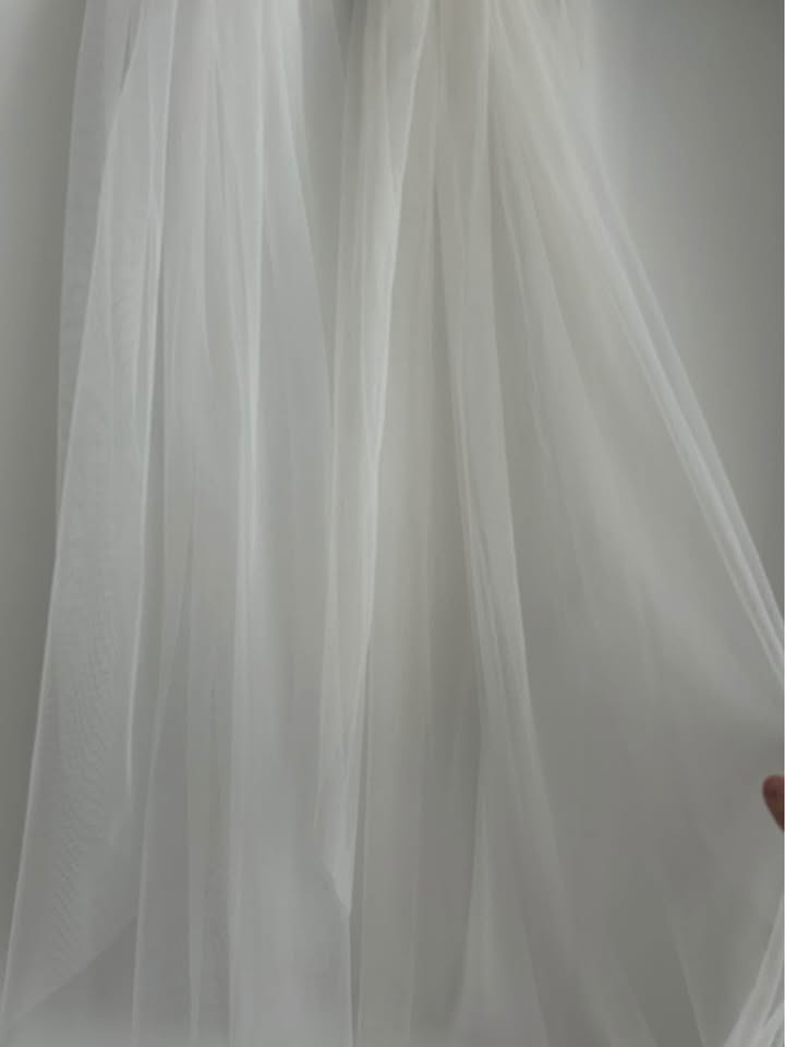 Raw edge Fingertip Veil Soft white & ivory - photo 5
