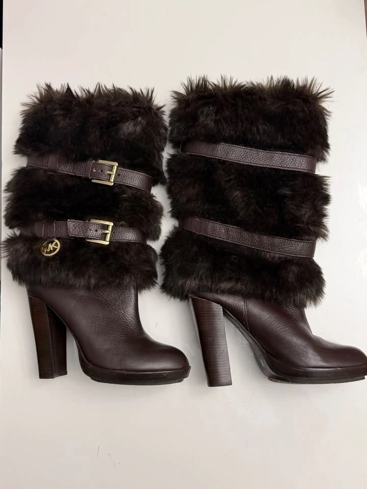 MK Brown Leather & Faux Fur Heeled Boots - Size 7 - photo 3