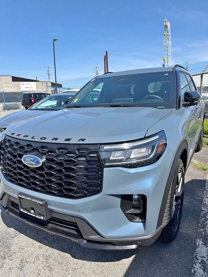 2025 Ford Explorer