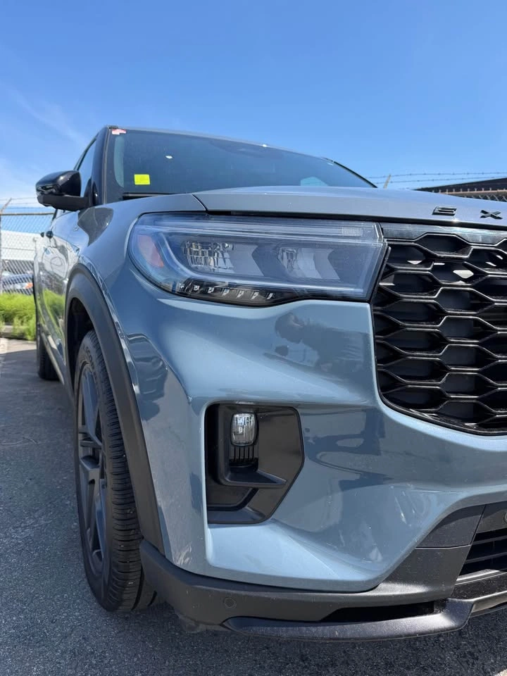 2025 Ford Explorer - photo 3