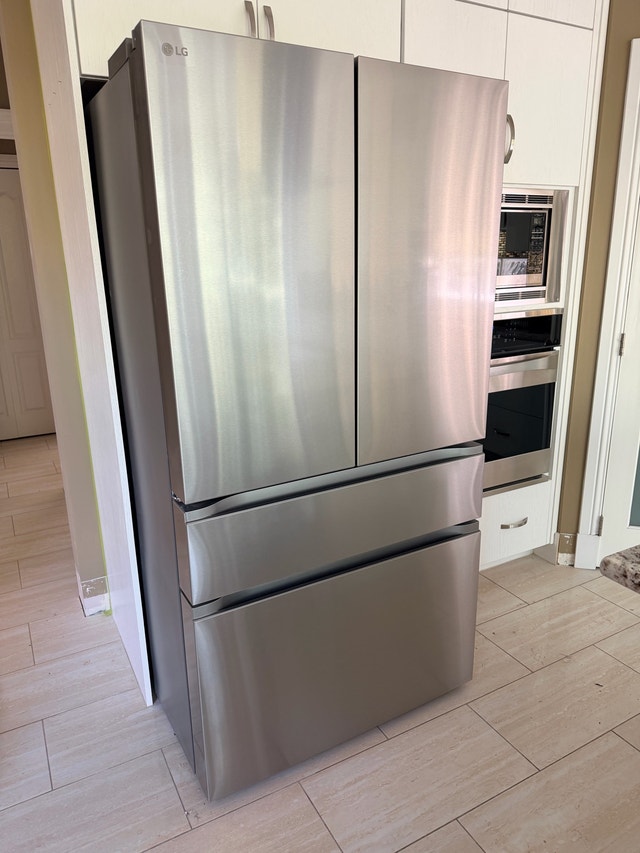 LG 36" French Door Refrigerator - 30 cu.ft.