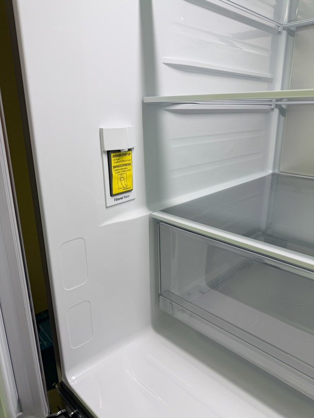 LG 36" French Door Refrigerator - 30 cu.ft. - photo 4