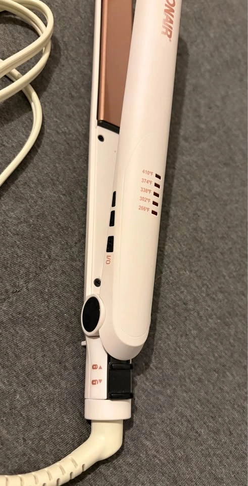 Conair Hair Straightener - photo 2