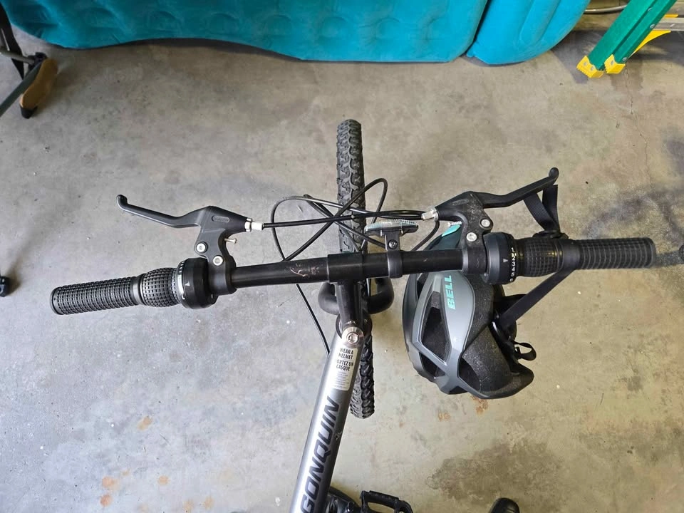 Movelo Adult Medium Bicycle 26" x 1.95 - photo 4