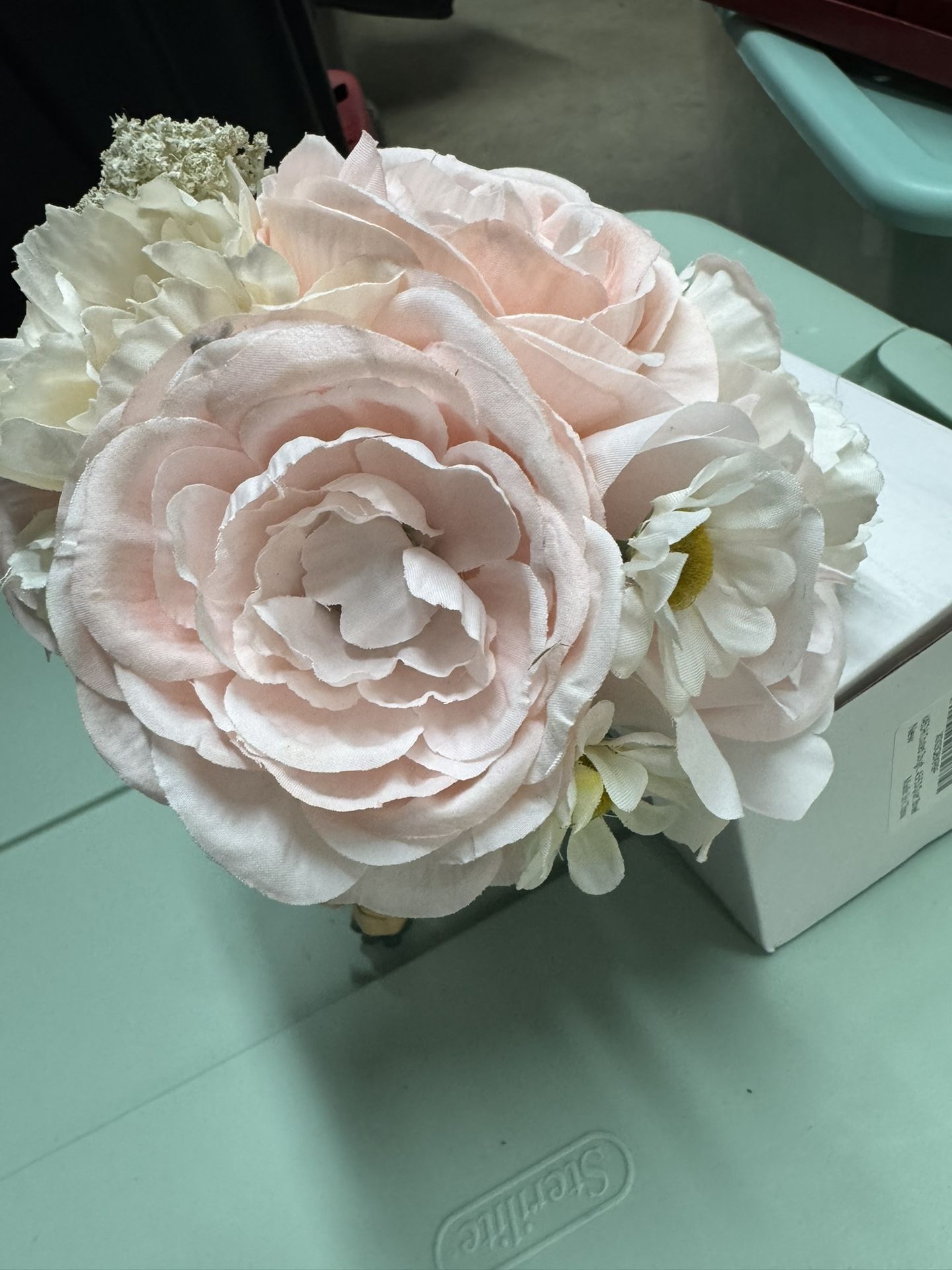 20 Blush Silk Flower Bouquets - Never Used - photo 2