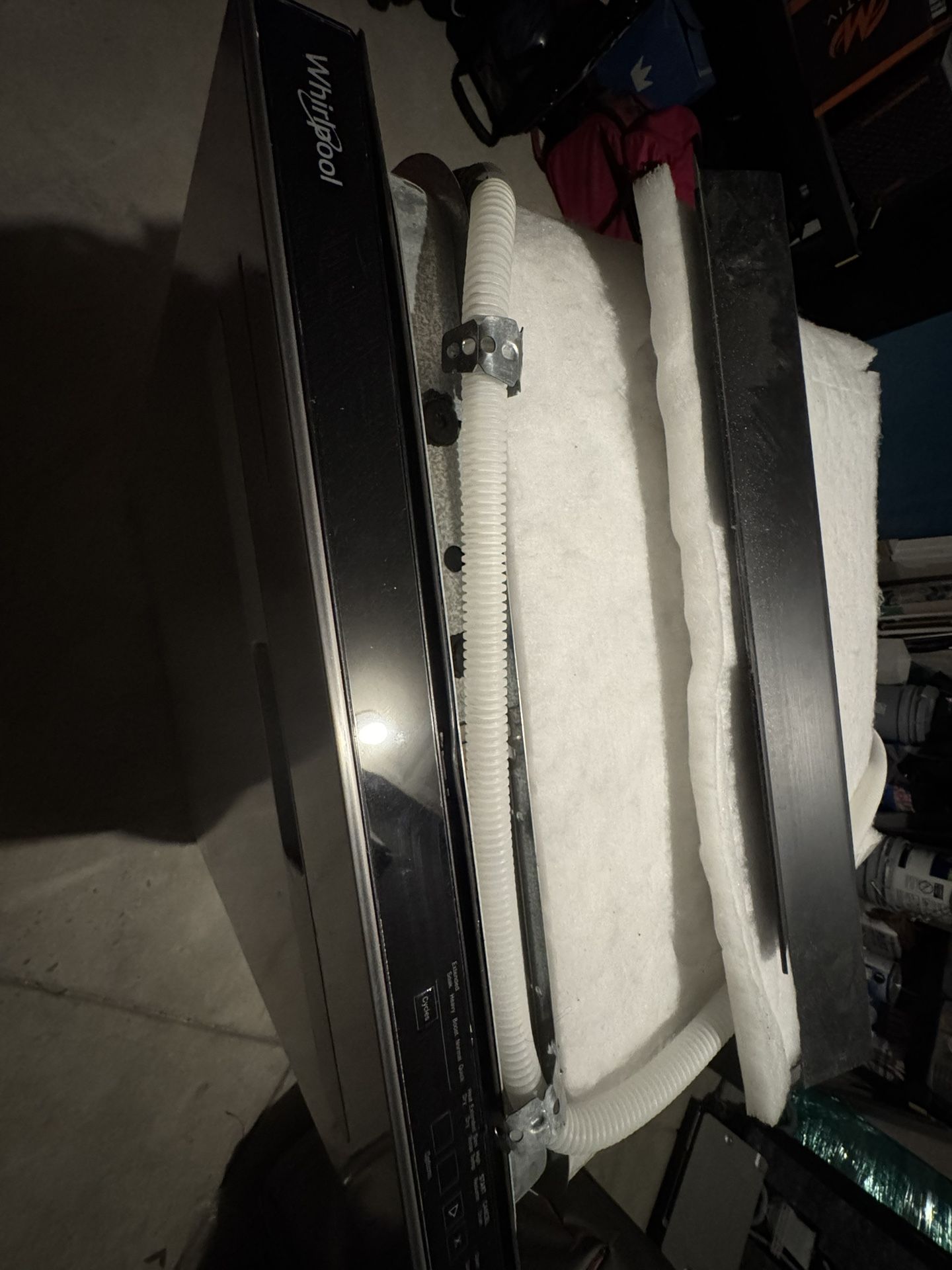 Whirlpool Dishwasher - Like New; Excellent Condition - photo 3