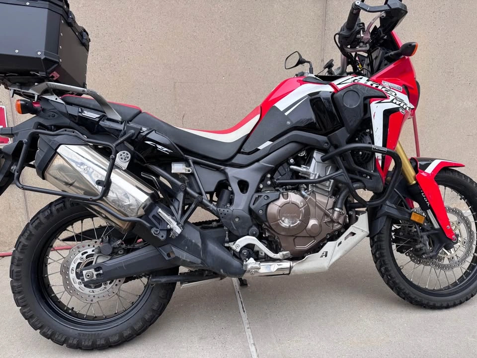 2016 Honda Africa Twin CRF1000L ABS - photo 4