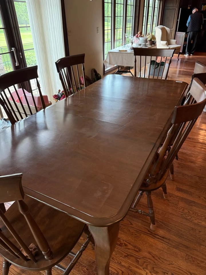 Canadel Wood Table and 6 Chairs - photo 4