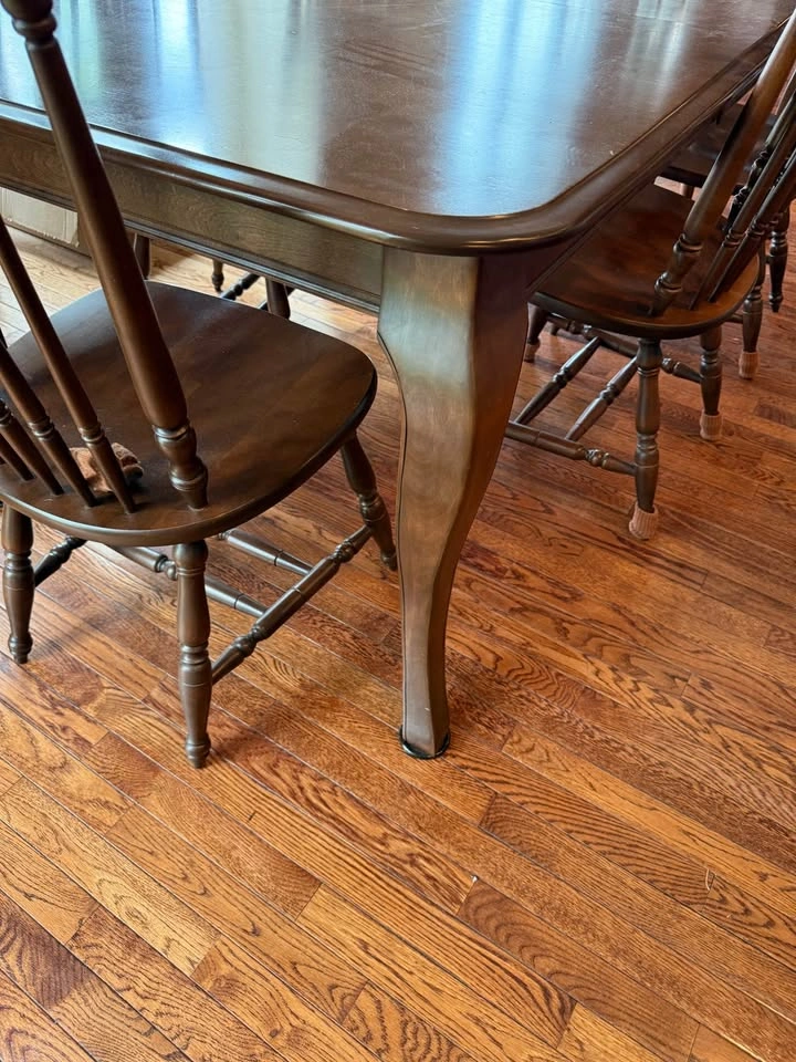 Canadel Wood Table and 6 Chairs - photo 5