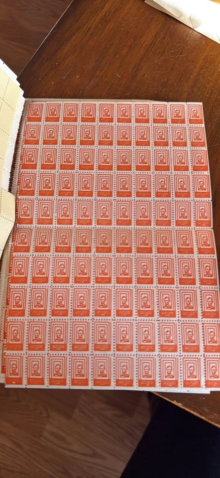 Vintage Lincoln Square Profit Sharing Stamps - over 1,000 Stamps - photo 2