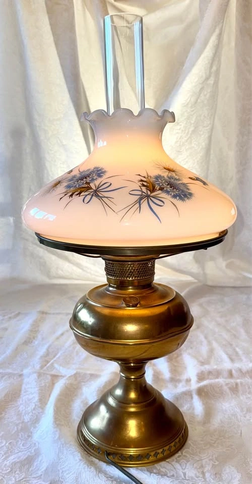 Rayo Electric Lamp w/ Opal Tam-O-Shanter Milk Glass Shade - photo 2
