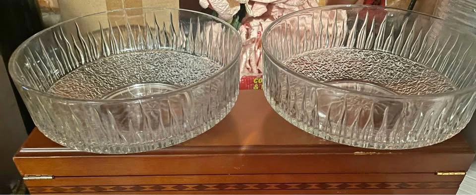 Pair of pretty 20" wide glass bowls, excellent condition