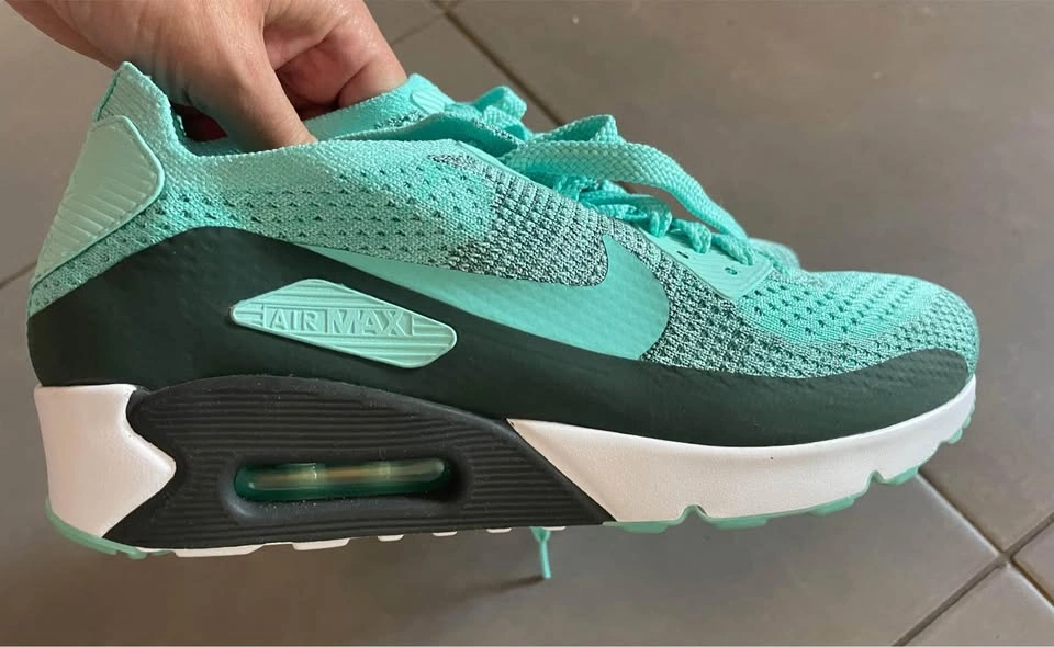 New Nike Runners, Women's 8 - photo 2