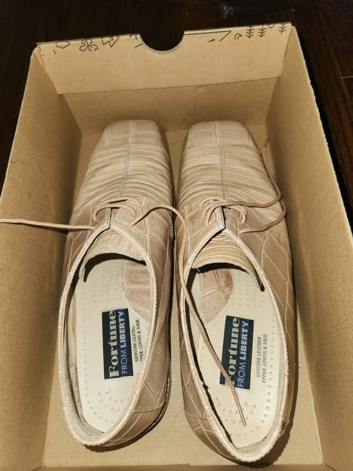 Men's Dress/Casual Shoes - Cheap & Negotiable - photo 2