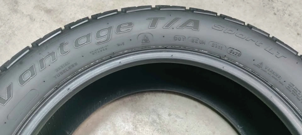265/50R20 BFGoodrich Allseasons Tire - photo 3