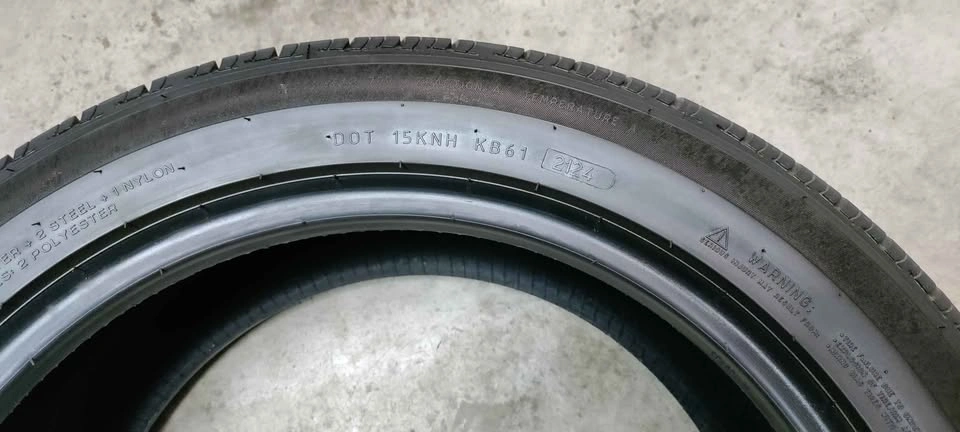 225/50R18 Uniroyal Allseasons Tire - photo 4