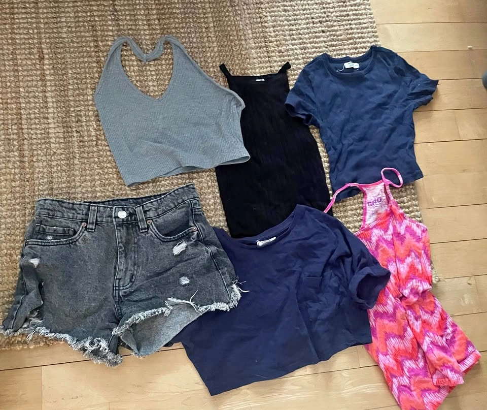 XS Aeropostale Mom Shorts & Womens Summer Clothes Bundle